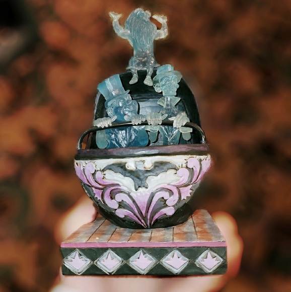 DISNEY HITCHHIKING DOOM BUGGY BY JIM SHORE - Picture 2 of 6